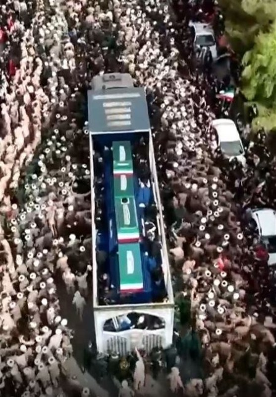 تشییع رهبر شهید , تشییع امام شهید , تشییع آیتاللهالعظمی سید علی خامنهای , بدرقه آقای شهید ایران , اخبار استان قم , آیتالله سید علی خامنهای ,